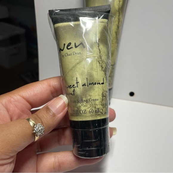 Wen by Chaz Dean Anti Frizz Styling Crème Bundle 2oz and 4 oz W14 - Picture 4 of 5